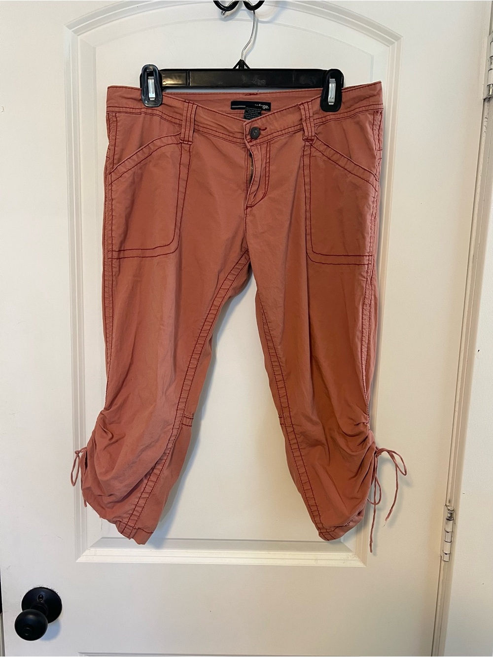 VNTG Y2K Refuge Low Rise Rust Tie Up Capris